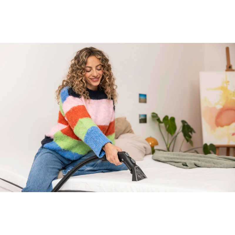 Моющий пылесос Karcher SE 3 Compact Home
